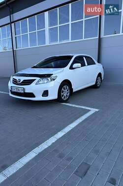 Седан Toyota Corolla 2012 в 