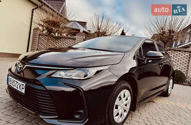 Седан Toyota Corolla 2021 в 