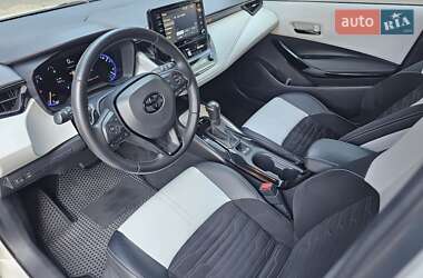 Хэтчбек Toyota Corolla 2018 в 