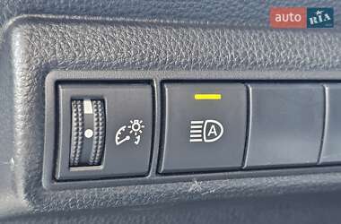 Хэтчбек Toyota Corolla 2018 в 