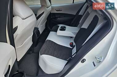 Хэтчбек Toyota Corolla 2018 в 