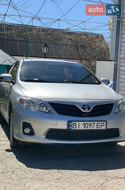 Седан Toyota Corolla 2011 в 