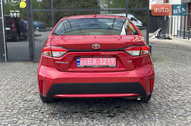 Седан Toyota Corolla 2019 в 