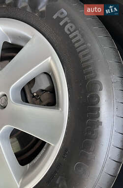 Седан Toyota Corolla 2011 в 