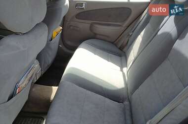 Седан Toyota Corolla 2001 в 
