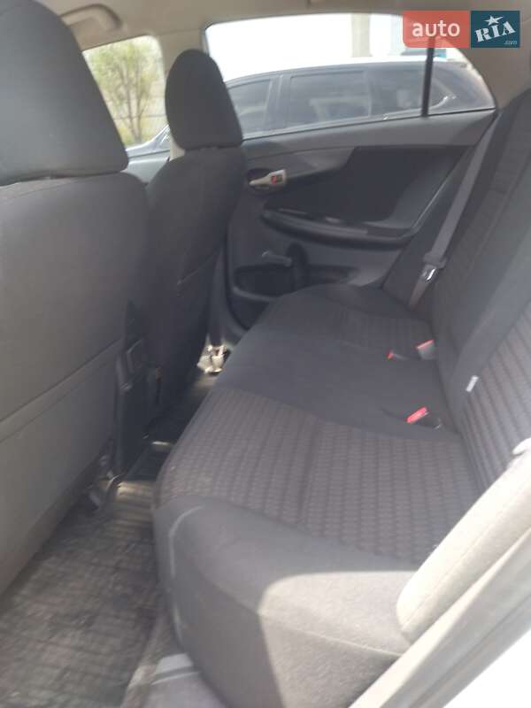 Седан Toyota Corolla 2009 в Харькове