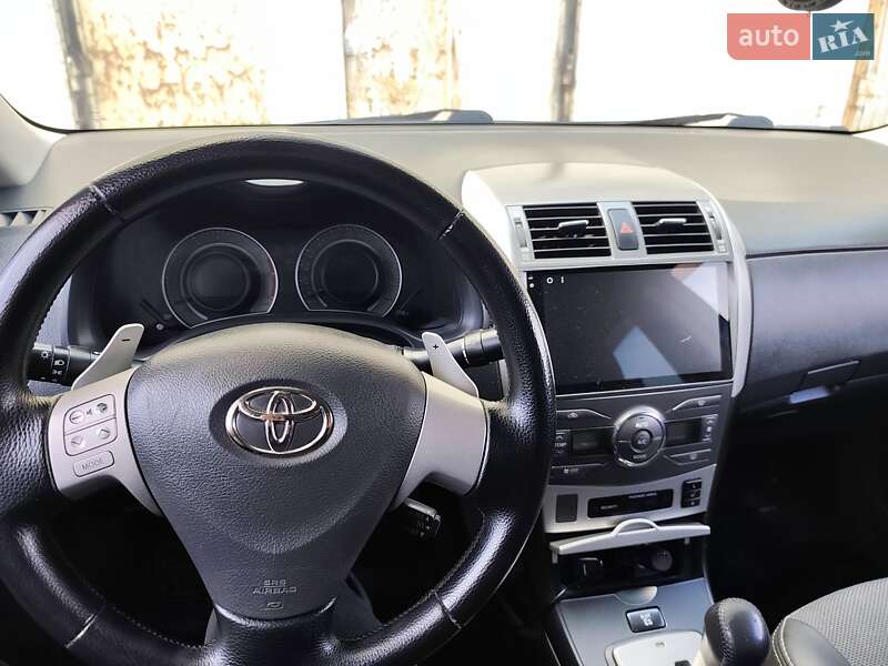 Седан Toyota Corolla 2008 в Лозовой