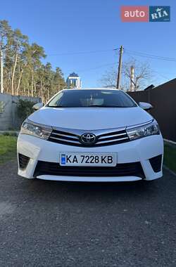Седан Toyota Corolla 2016 в 