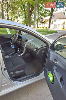 Седан Toyota Corolla 2009 в 