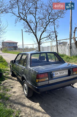 Седан Toyota Corolla 1987 в 