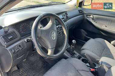 Седан Toyota Corolla 2003 в 