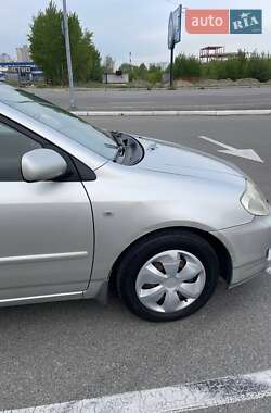 Седан Toyota Corolla 2005 в 