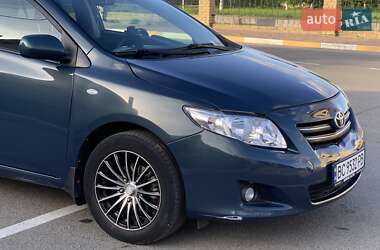 Седан Toyota Corolla 2007 в 