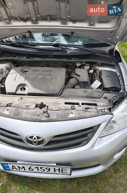Седан Toyota Corolla 2012 в 