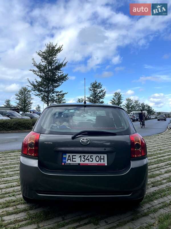 Toyota Corolla 2004