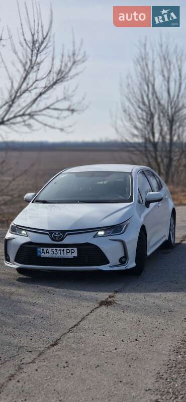 Седан Toyota Corolla 2019 в Белой Церкви