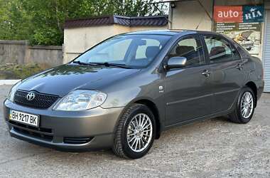 Седан Toyota Corolla 2004 в 