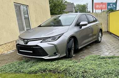 Седан Toyota Corolla 2019 в 