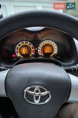 Седан Toyota Corolla 2011 в 