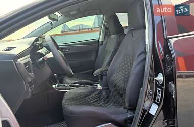 Седан Toyota Corolla 2016 в 