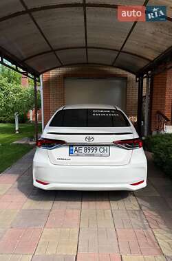 Седан Toyota Corolla 2019 в 