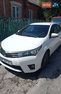 Седан Toyota Corolla 2013 в Запорожье
