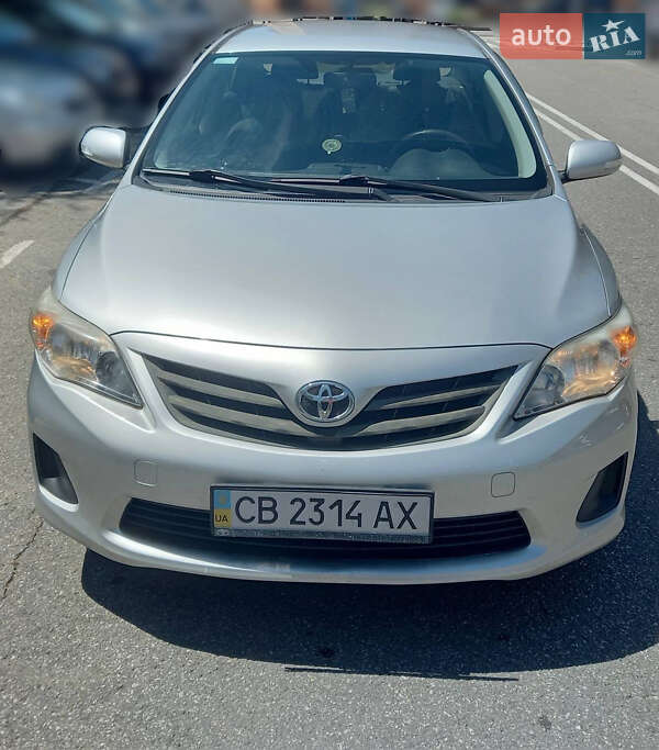 Седан Toyota Corolla 2011 в Львові