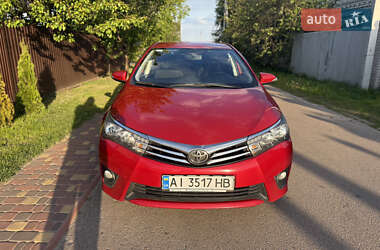 Седан Toyota Corolla 2014 в 