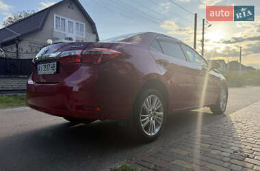 Седан Toyota Corolla 2014 в 