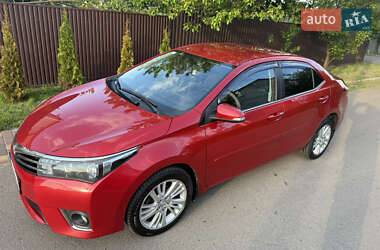 Седан Toyota Corolla 2014 в 
