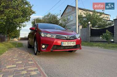 Седан Toyota Corolla 2014 в 