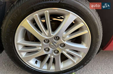 Седан Toyota Corolla 2014 в 