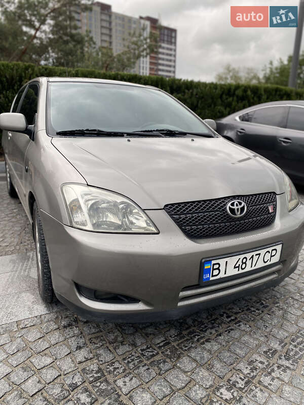 Хетчбек Toyota Corolla 2003 в Дніпрі