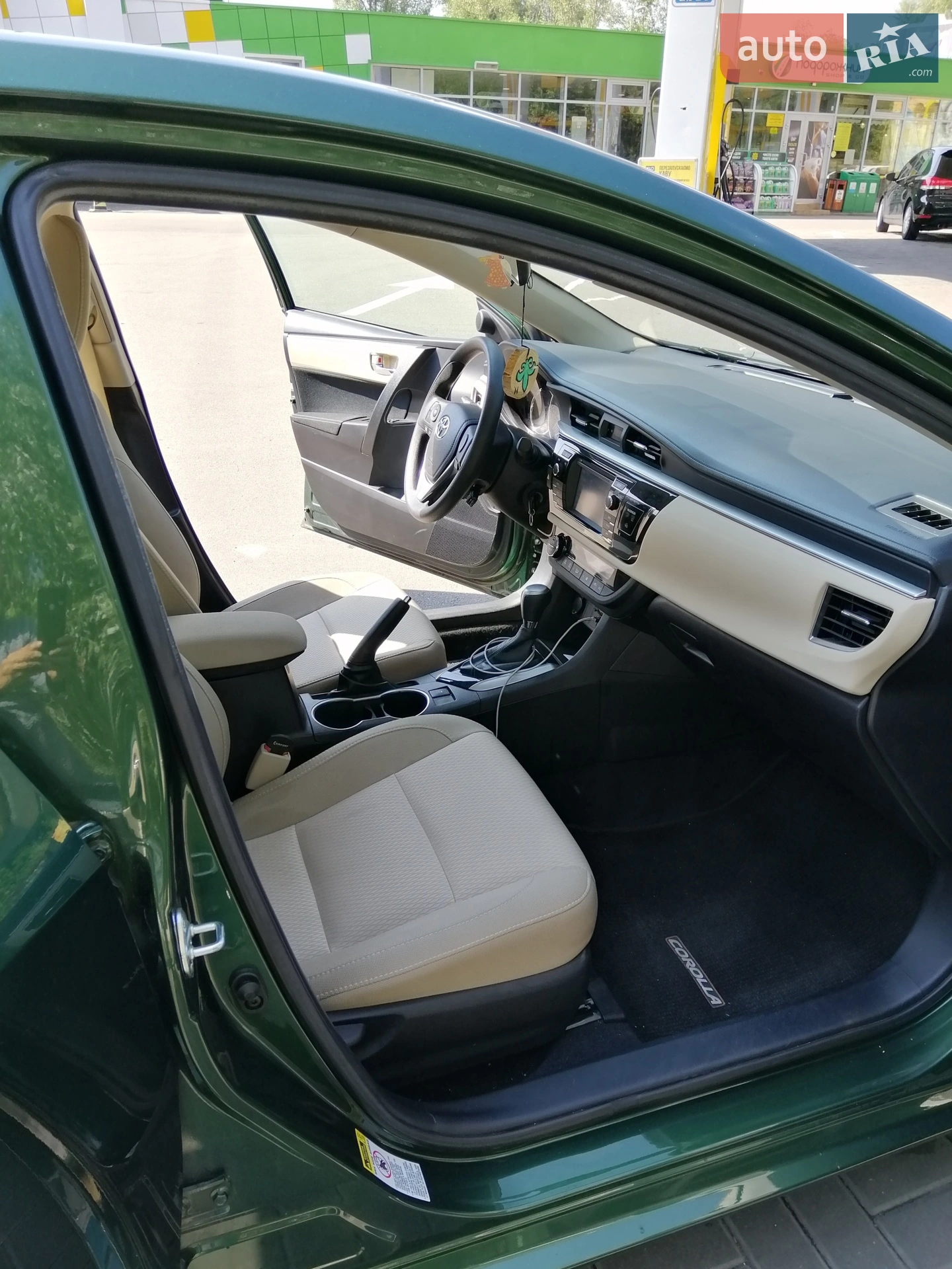 2015 Toyota Corolla - мініатюра 9