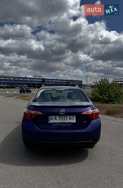 Седан Toyota Corolla 2014 в 