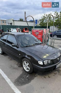 Хэтчбек Toyota Corolla 2000 в Киеве