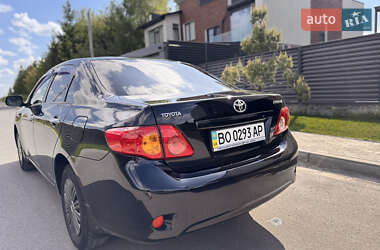 Седан Toyota Corolla 2009 в 
