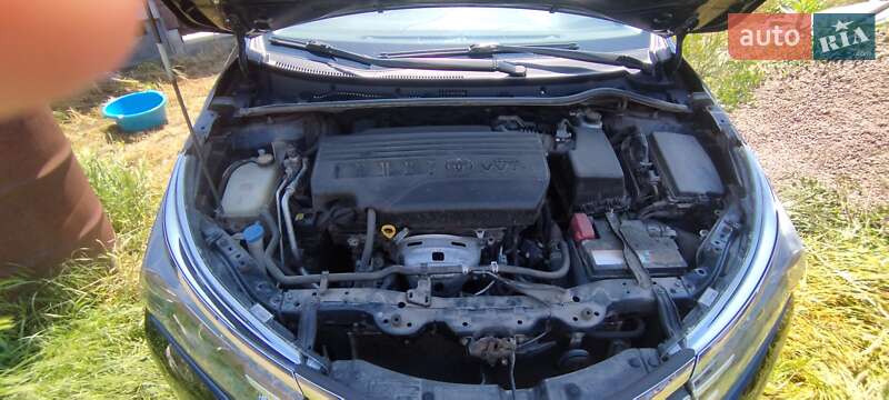 Седан Toyota Corolla 2014 в Одесі