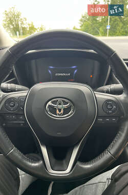 Седан Toyota Corolla 2021 в 