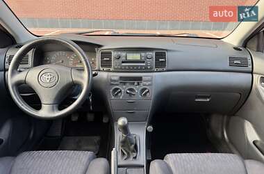 Седан Toyota Corolla 2002 в 