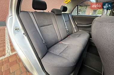 Седан Toyota Corolla 2002 в 