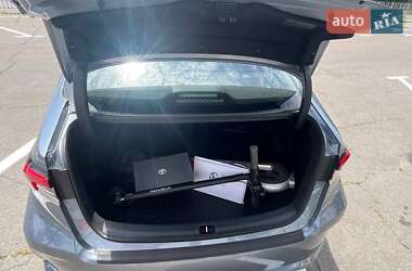 Седан Toyota Corolla 2022 в 
