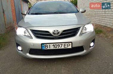 Седан Toyota Corolla 2011 в Киеве