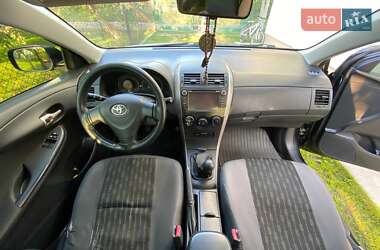 Седан Toyota Corolla 2008 в 