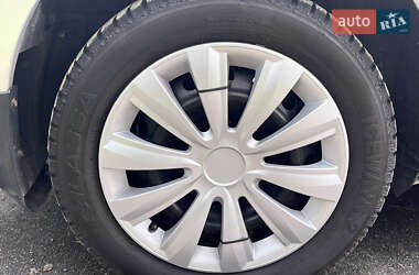 Седан Toyota Corolla 2010 в 