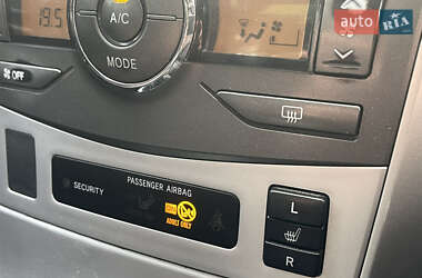 Седан Toyota Corolla 2010 в 