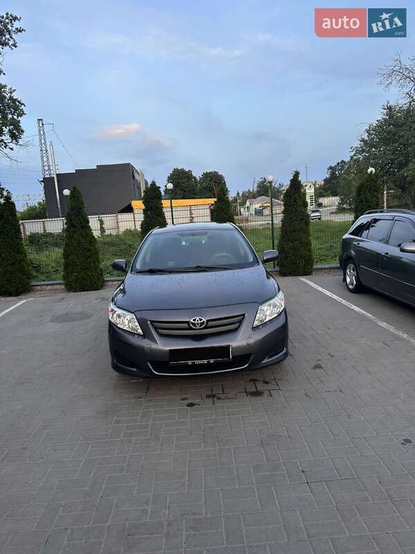 Седан Toyota Corolla 2008 в Лозовій