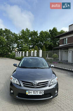 Седан Toyota Corolla 2010 в 