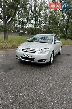 Хэтчбек Toyota Corolla 2006 в 