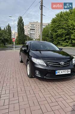 Седан Toyota Corolla 2011 в Луцке